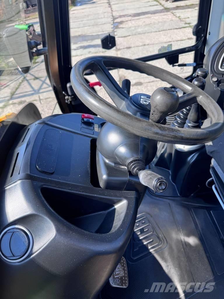 JCB 3CX Terne