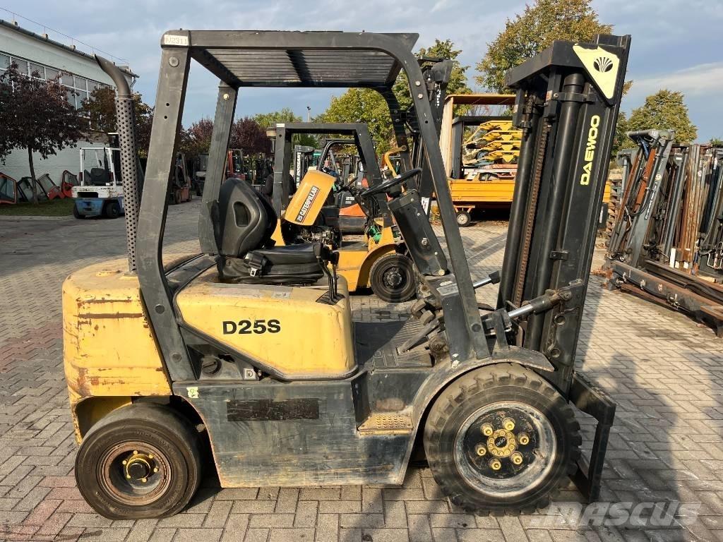 Daewoo D25S3 V-2311 Carrelli elevatori diesel