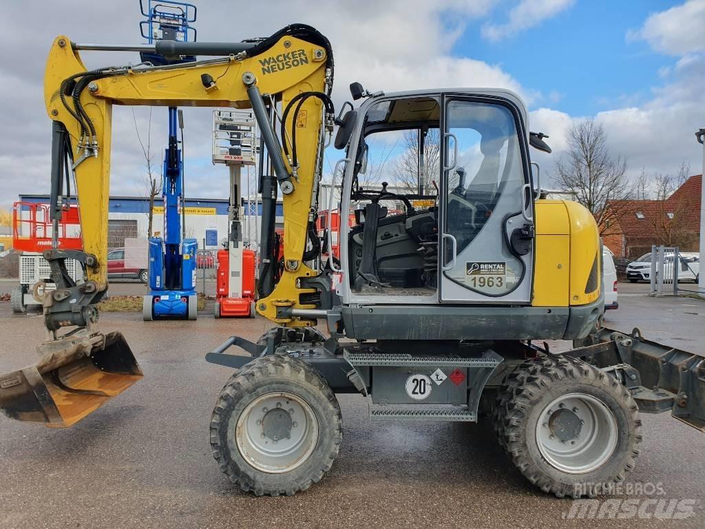 Wacker Neuson EW100 Escavatori gommati