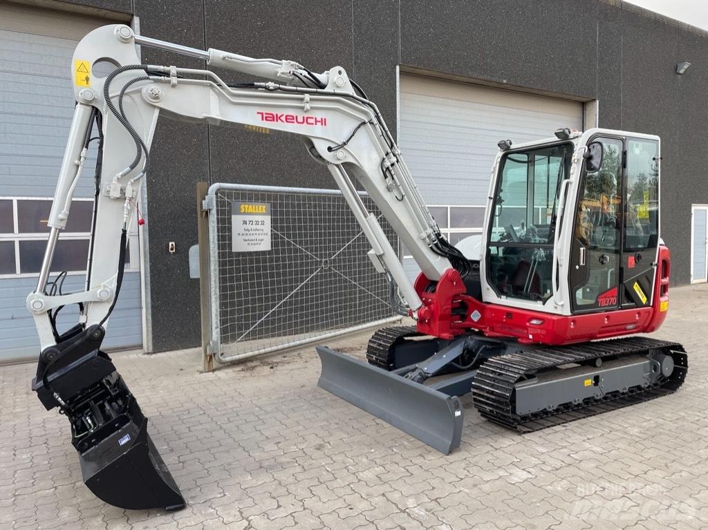 Takeuchi TB370 Miniescavatori