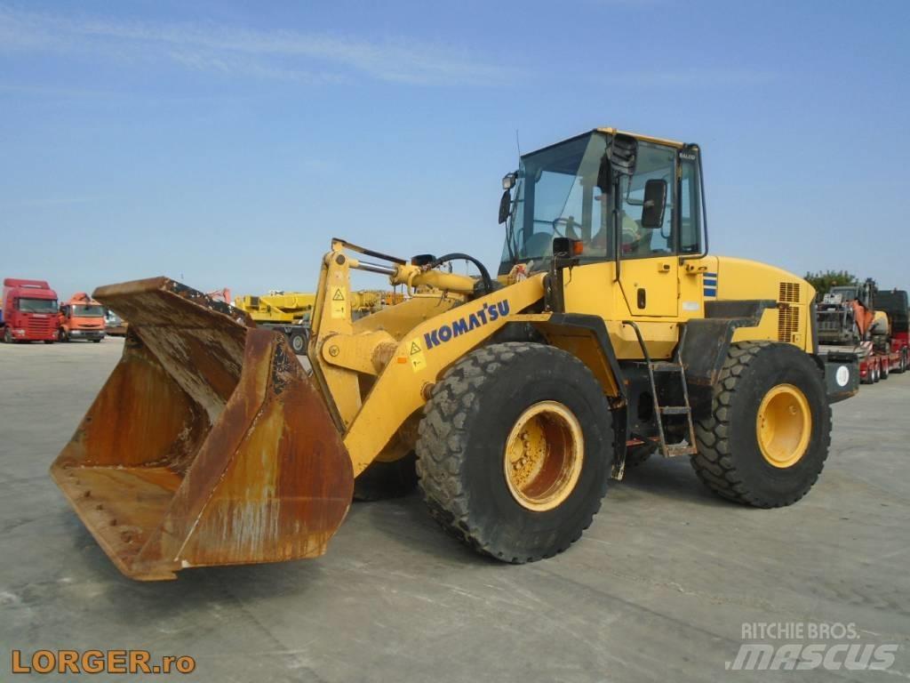Komatsu WA200-5 Pale gommate