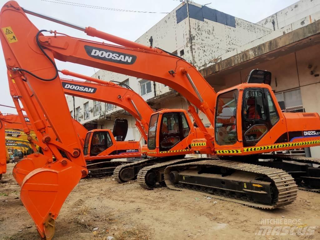 Doosan DH225LC-7 Escavatori cingolati