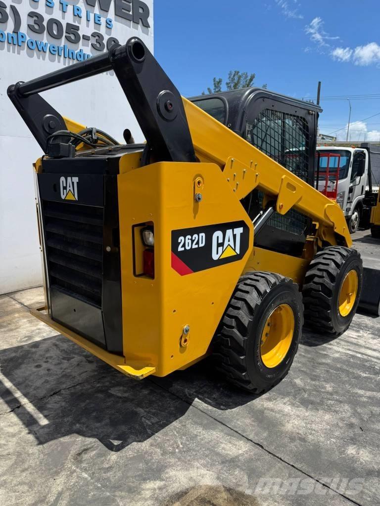 CAT 262 D Mini Pale Gommate