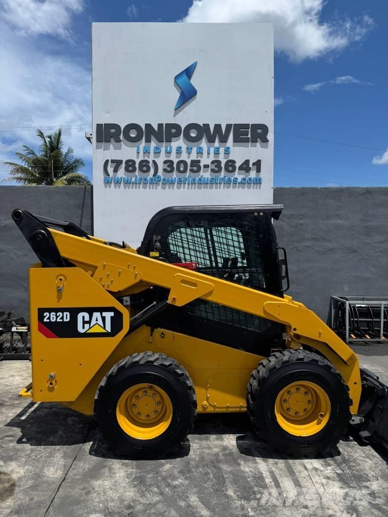 CAT 262 D Mini Pale Gommate