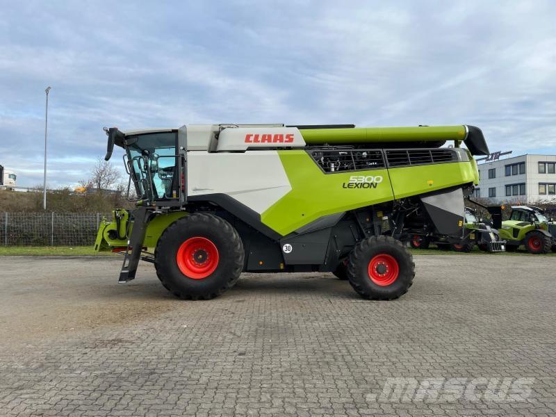 CLAAS LEXION 5300 Mietitrebbiatrici