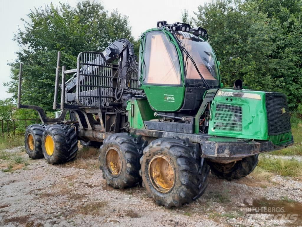 John Deere 1010 E Forwarder