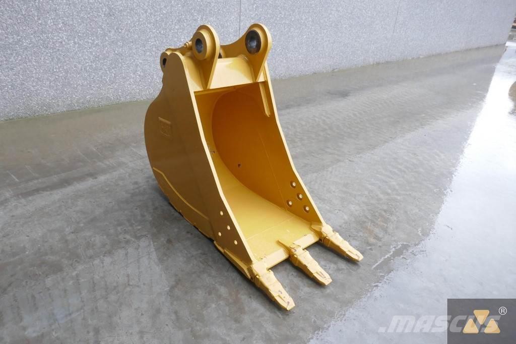 CAT 320 Bucket Benne