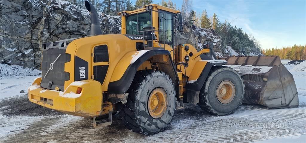 Volvo L180G Pale gommate