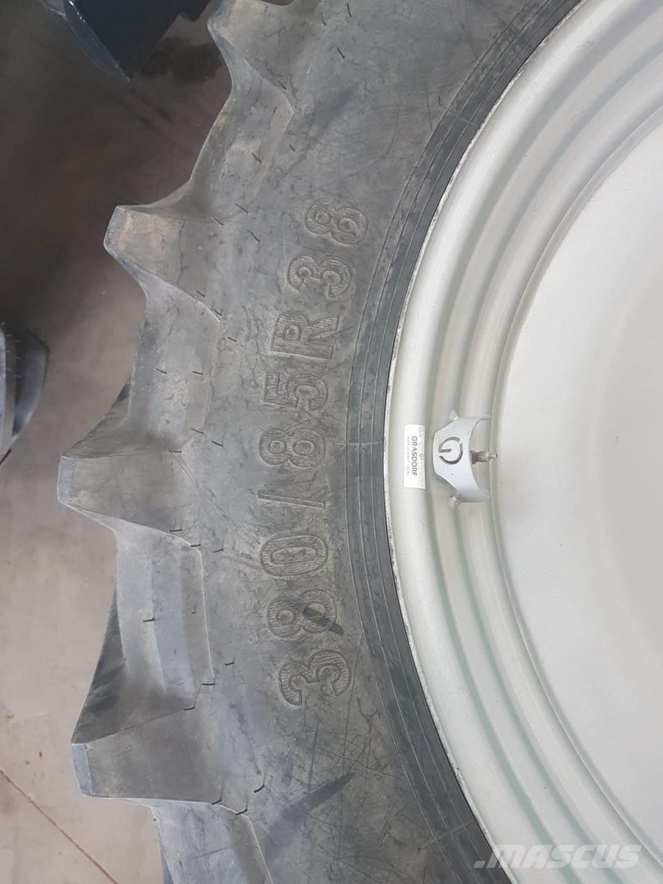 Petlas 380/85R38 Pneumatici, ruote e cerchioni