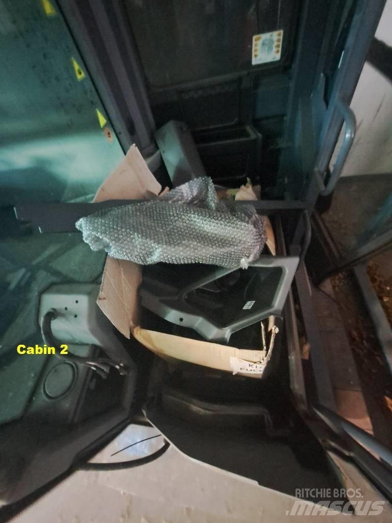 Fuchs F series Cabin Cabine e interni