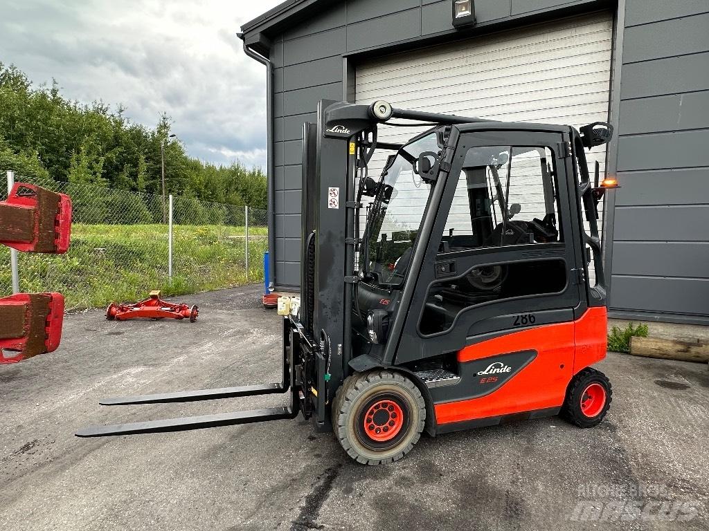 Linde E 25 -01 Carrelli elevatori elettrici