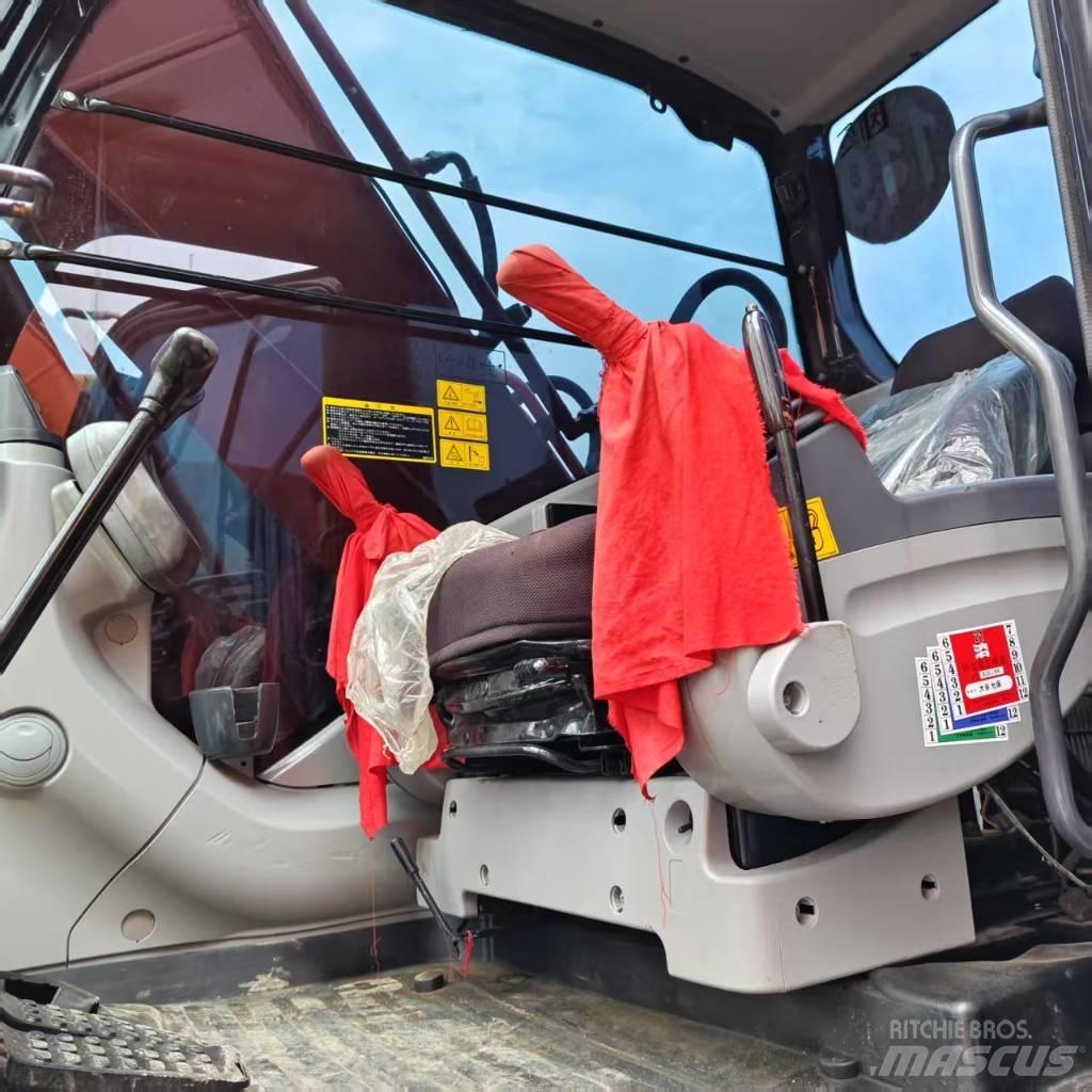 Hitachi ZX 210 Escavatori cingolati