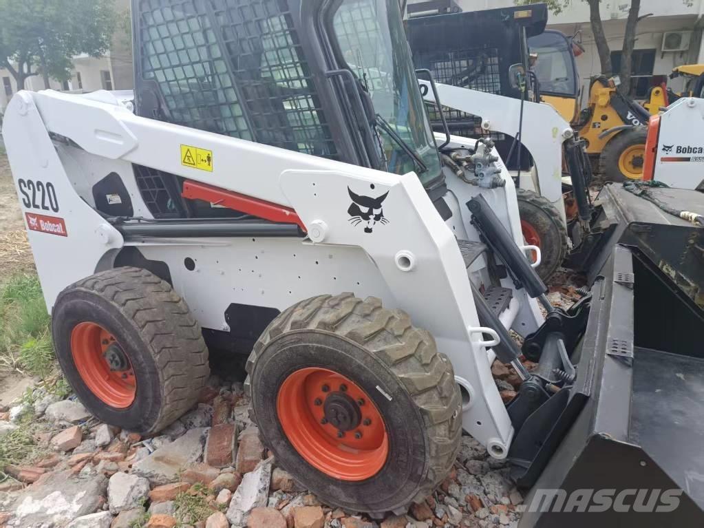 Bobcat S 220 Mini Pale Gommate