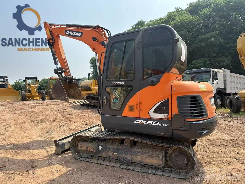 Doosan DX 60 Miniescavatori