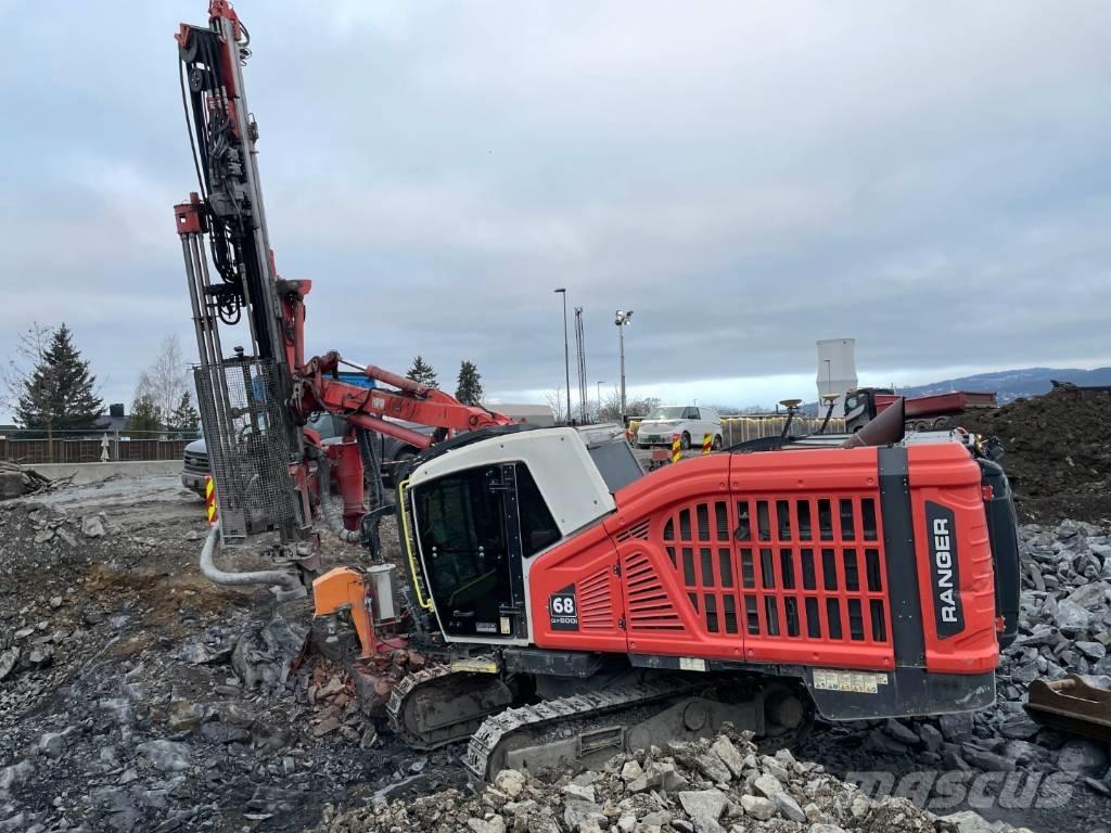 Sandvik DX800i Perforatrici di superficie