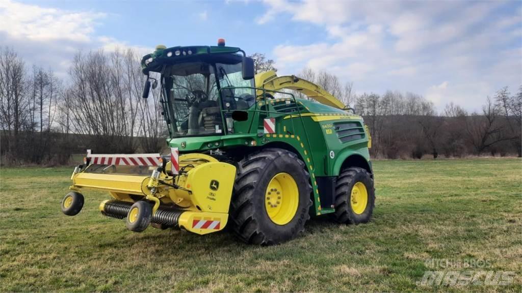John Deere 8400i Trince semoventi