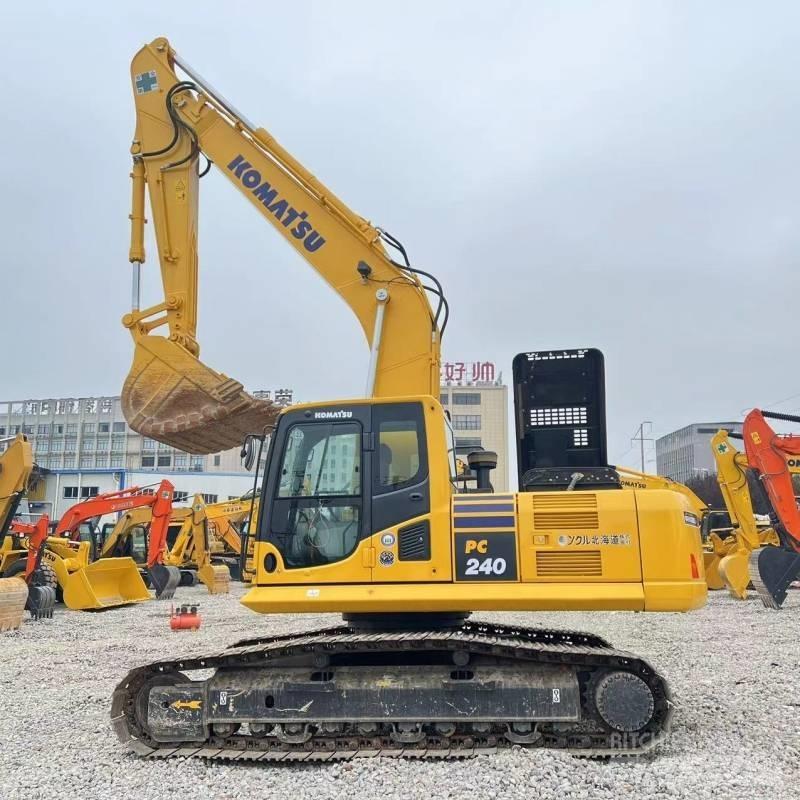 Komatsu PC240 Escavatori cingolati