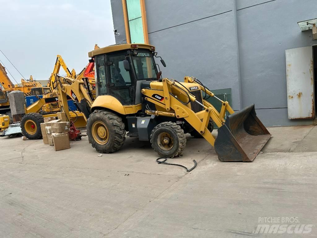CAT 420 F Terne