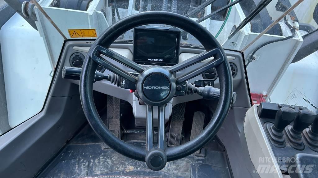 Hidromek HMK 640 WL Dozer gommati