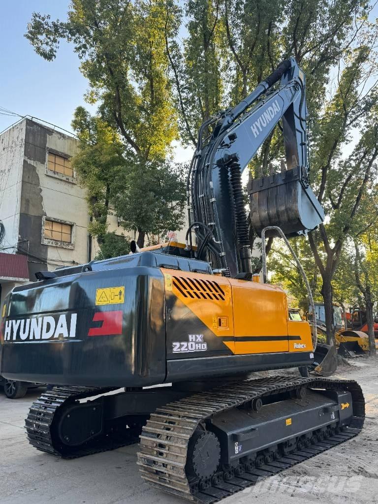 Hyundai HX220HD Escavatori medi 7t - 12t