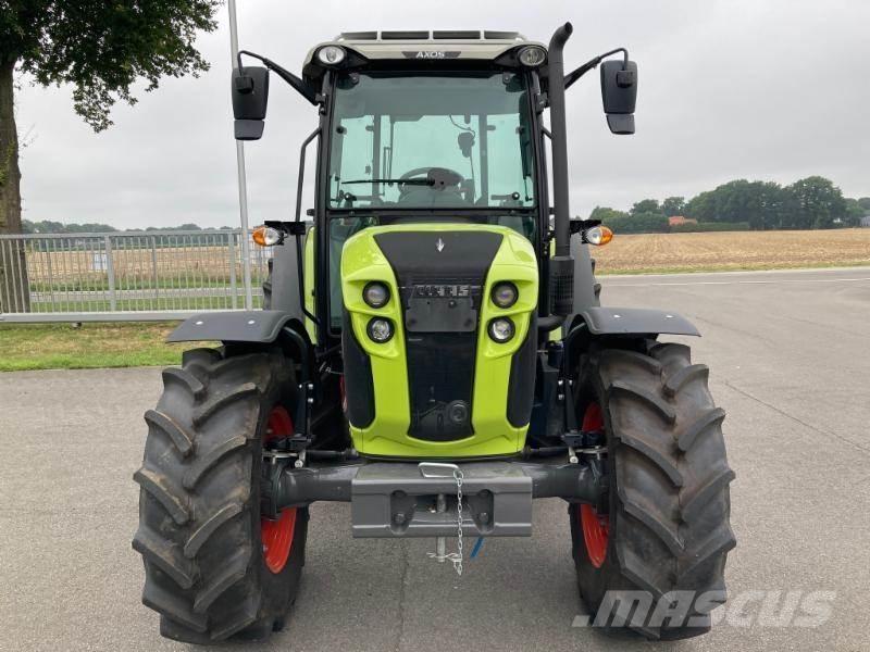 CLAAS AXOS 240 Trattori