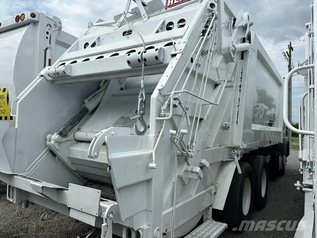 Mack MRU 633 Camion dei rifiuti