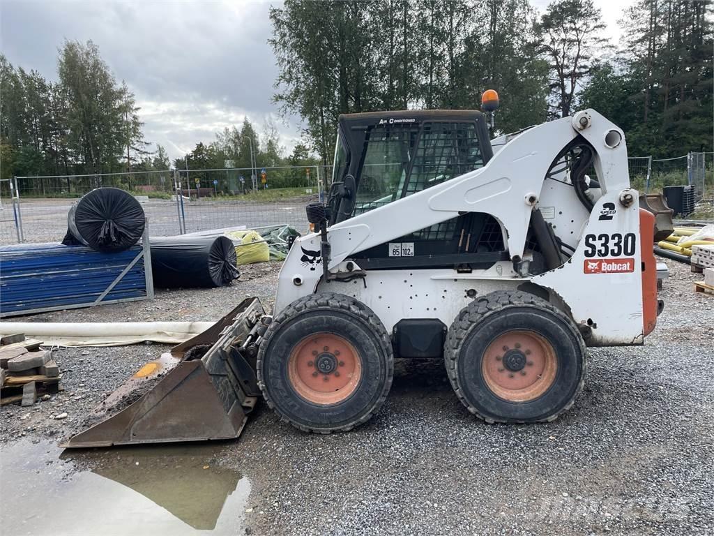 Bobcat S330 Mini Pale Gommate