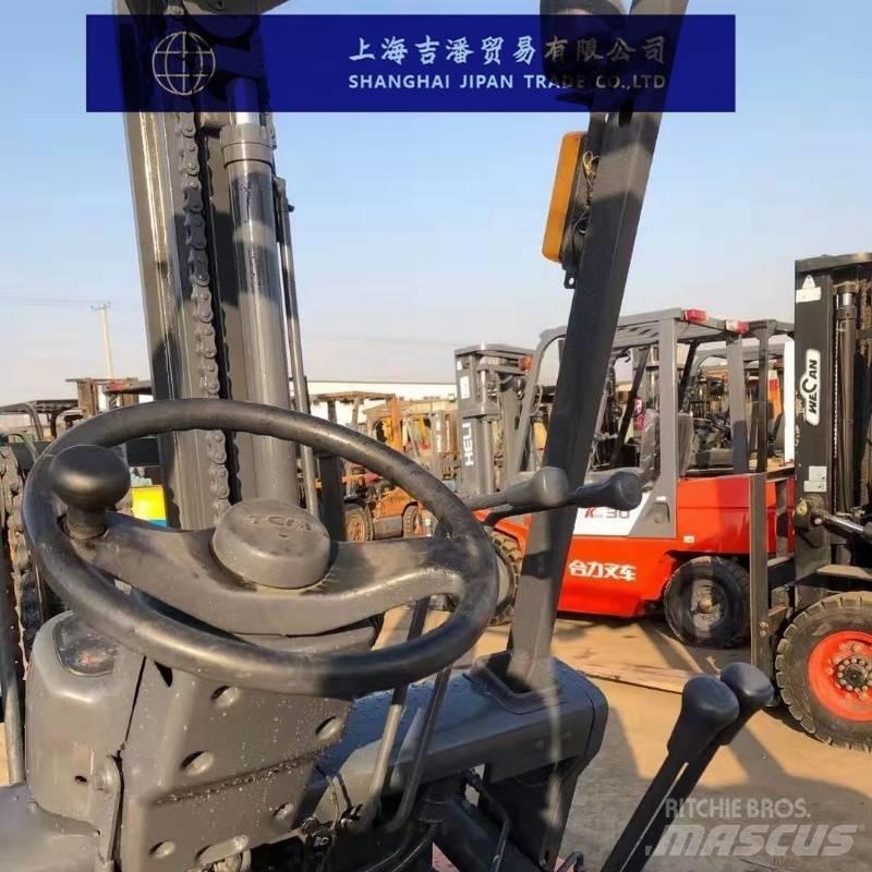 TCM FD 30 Carrelli elevatori diesel