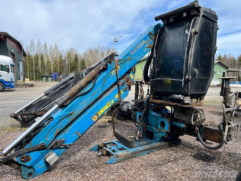 Kesla 2112T Gru per legname
