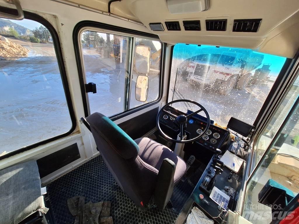 Perlini D655E Dumper a telaio rigido