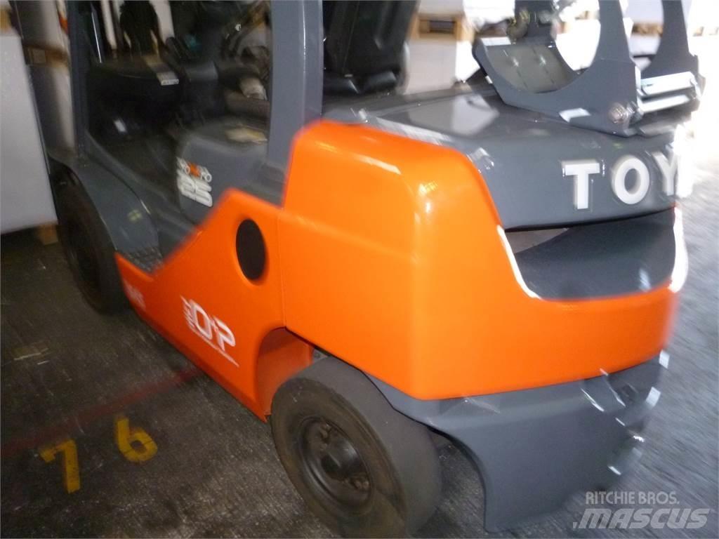 Toyota 02-8FGF25 Carrelli elevatori GPL
