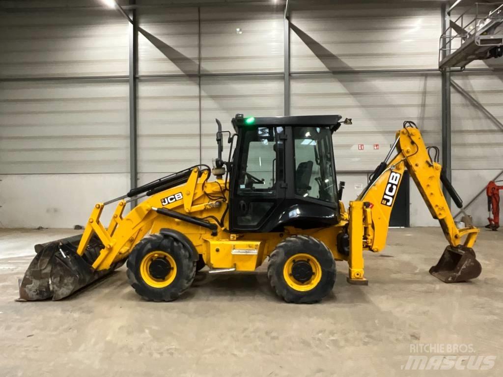 JCB 2 CX Terne