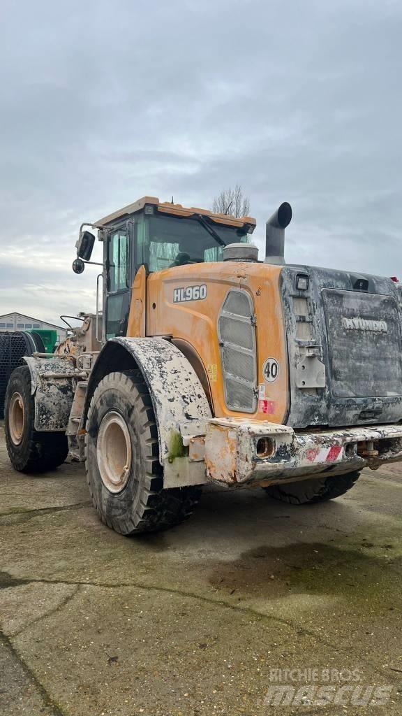 Hyundai HL 960 Pale gommate