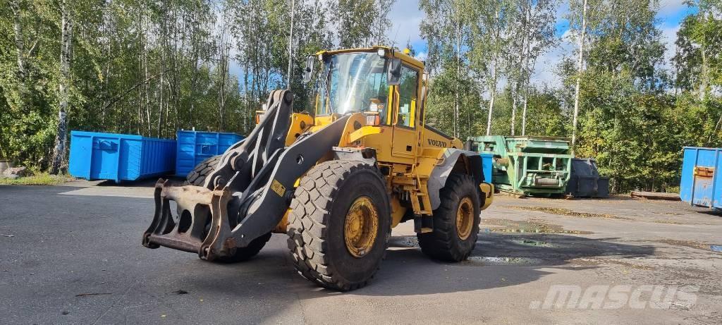 Volvo L 120 E Pale gommate