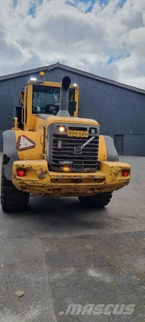 Volvo L 120 E Pale gommate