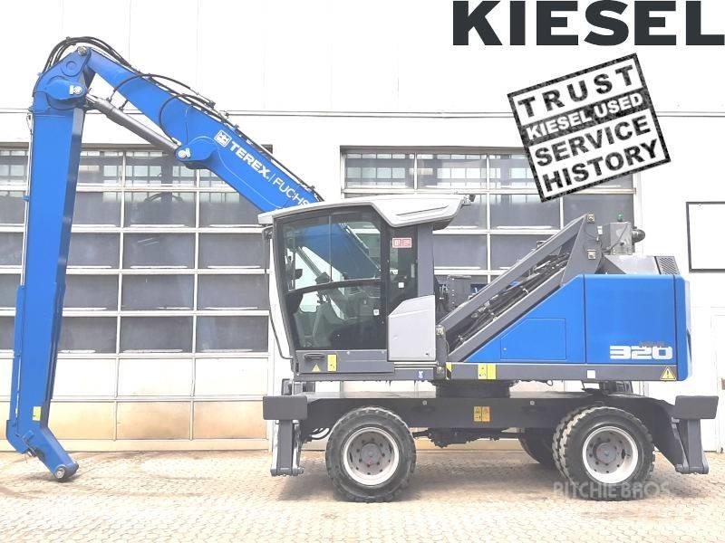 Fuchs MHL 320 F Movimentazione rifiuti
