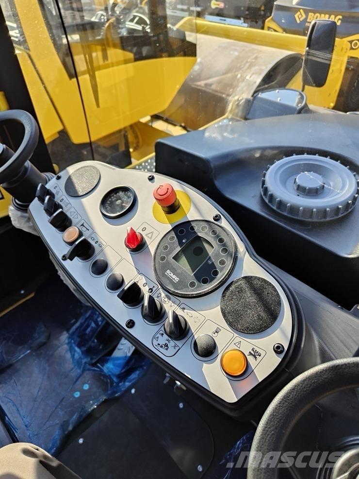 Bomag BW 24 R H Rulli gommati