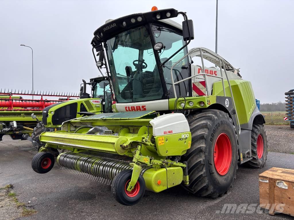 CLAAS Jaguar 930 Trince semoventi