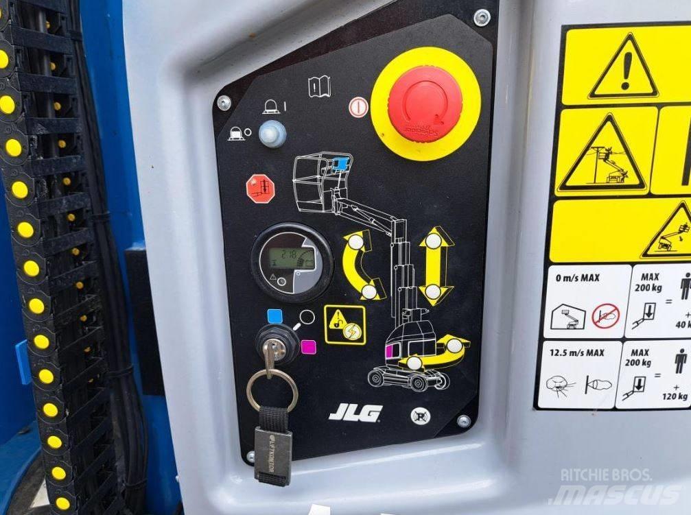JLG Toucan 8 E-L Sollevatori verticali