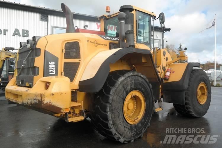 Volvo L220 G Pale gommate