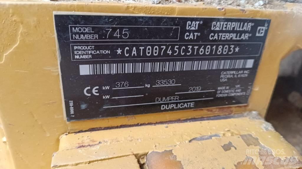 CAT 745 Dumpers articolati