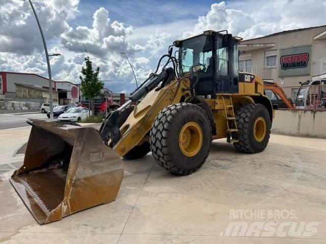 CAT 930 H Pale gommate