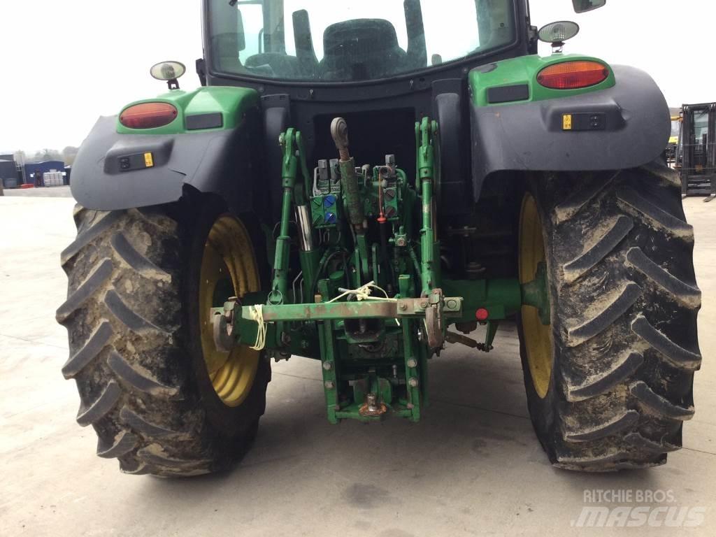 John Deere 6130R Trattori
