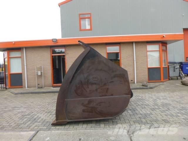  BAC Komatsu WA500 Benne