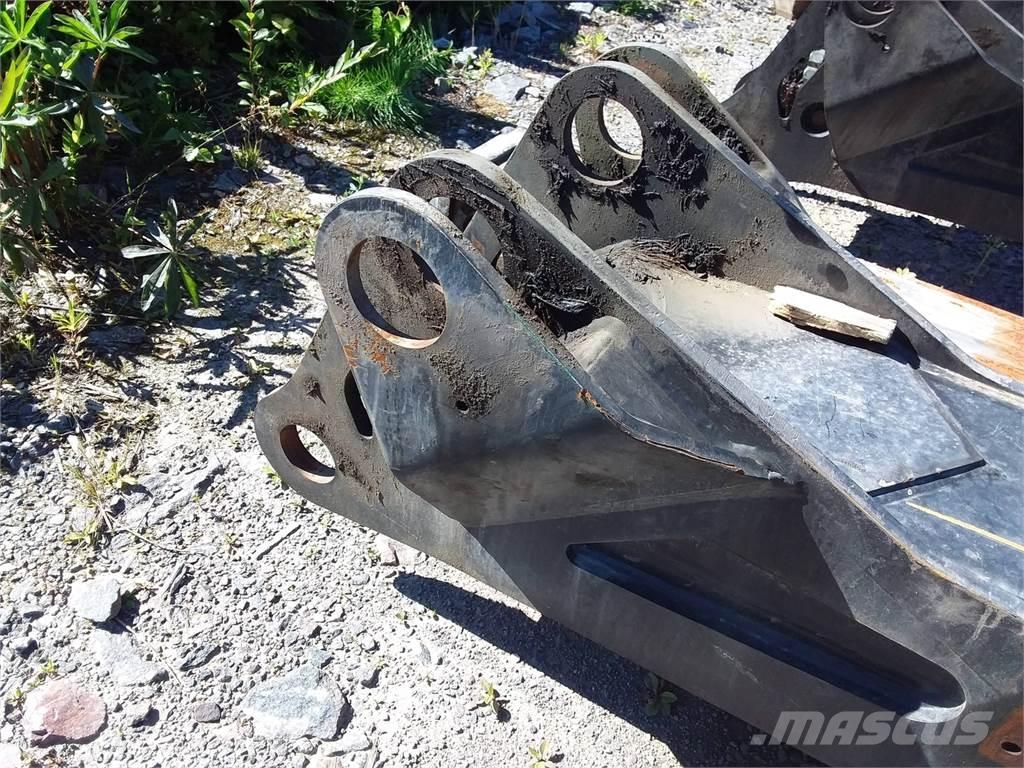 Komatsu C270h Gru raccoglitrici