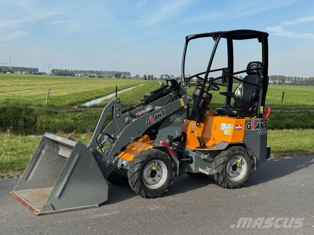 GiANT G 1200 Pale gommate