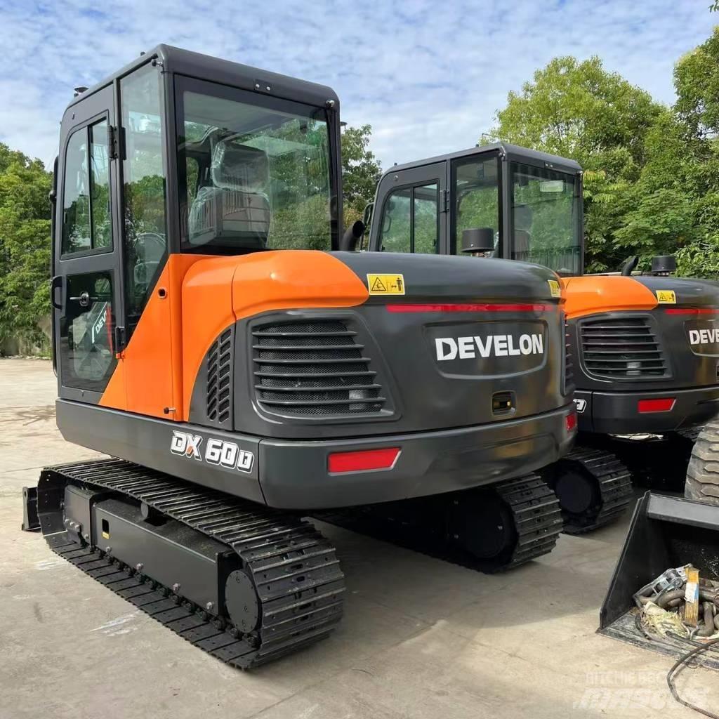Develon DX60D Miniescavatori