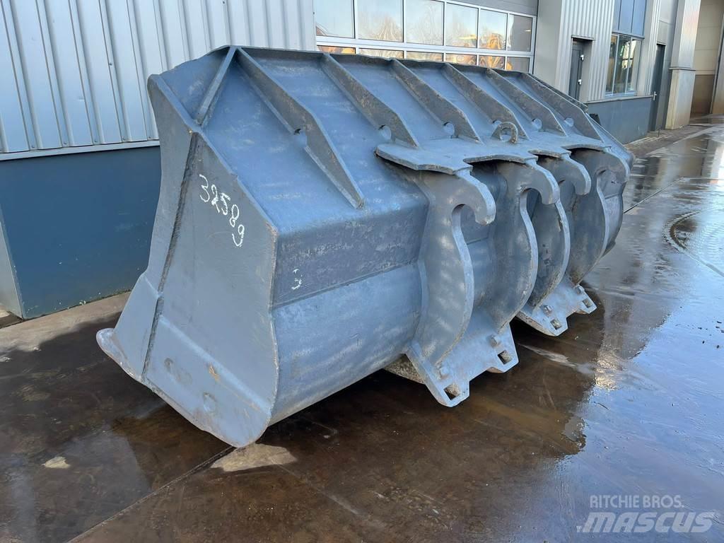 CAT 980 Bucket Benne