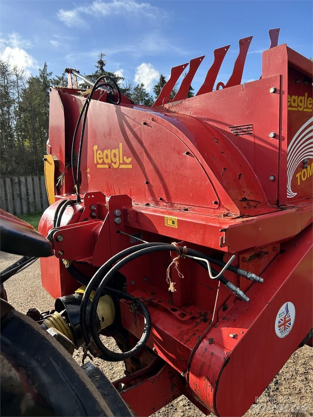 TEAGLE TOMAHAWK 808S Trinciatrici, tagliatrici e srotolatrici per balle
