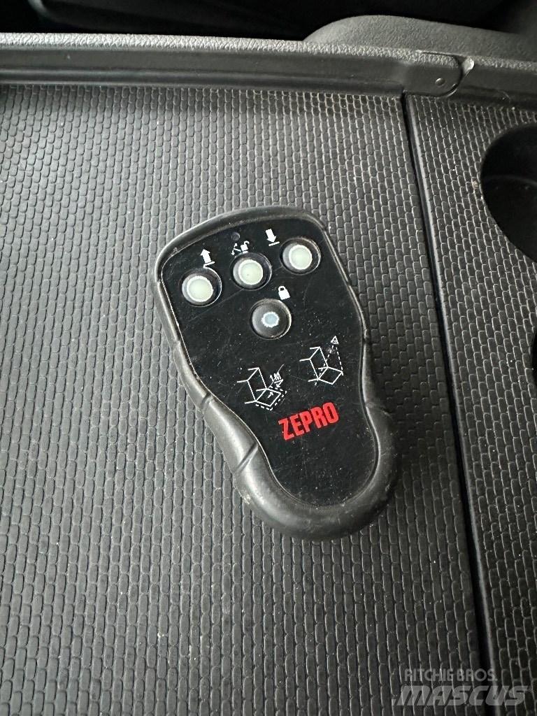 Volvo FM 330 Camion a temperatura controllata